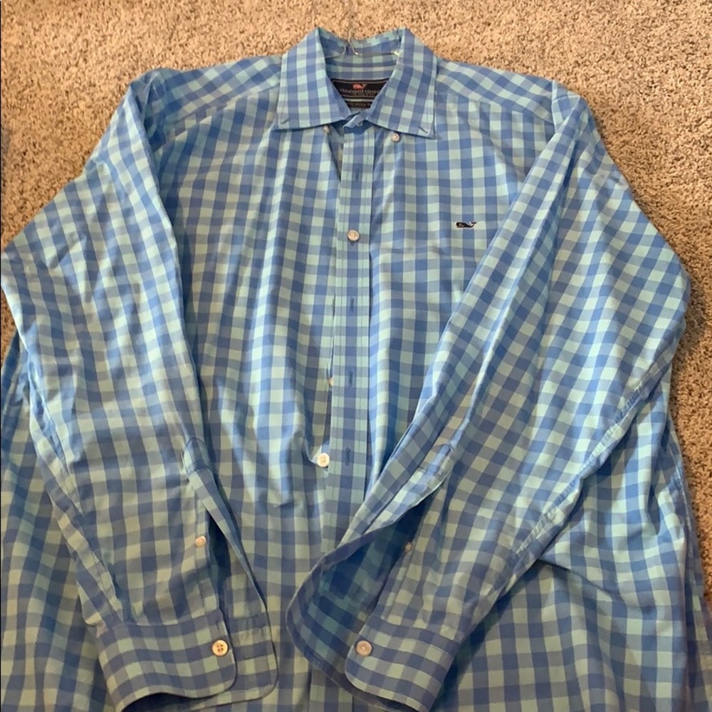 Vineyard vines dress shirt